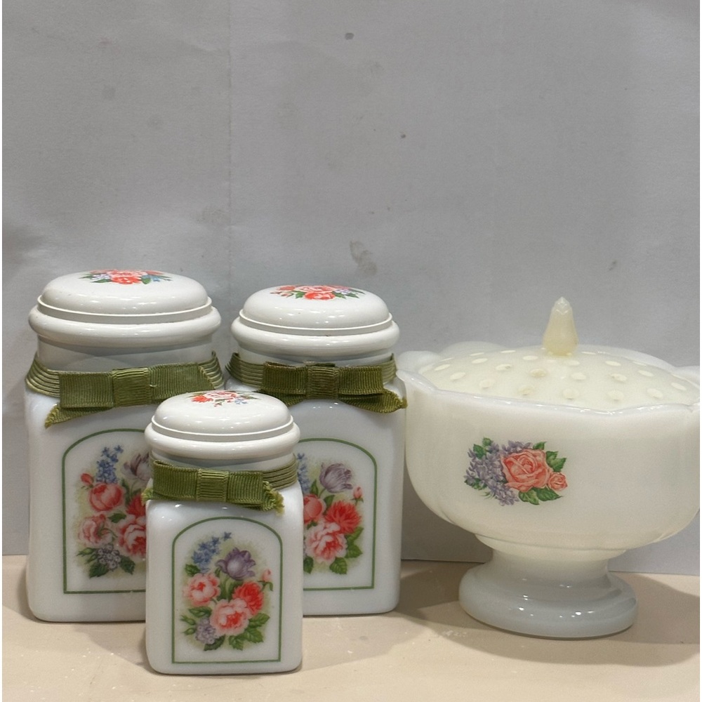 Vintage 1971 Bird of Paradise Perfume Set